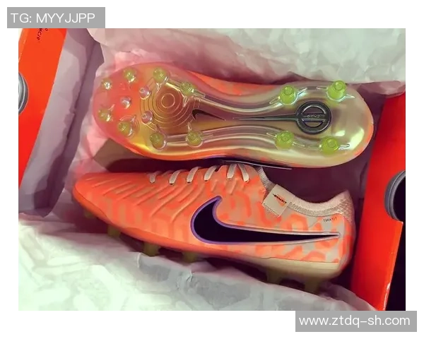 各大足球球星专用足球鞋特点分析与差异对比